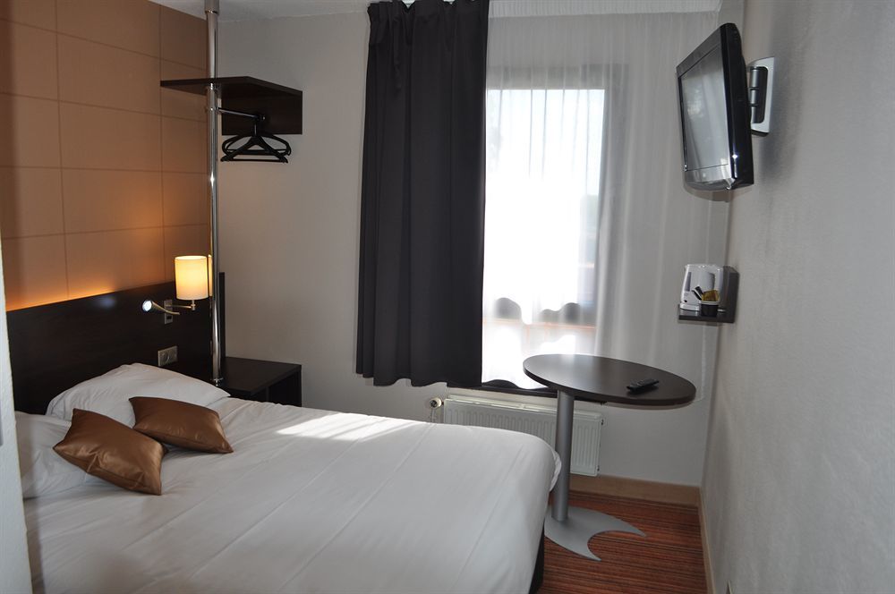 Hotel Inn Design Resto Novo Langres Bagian luar foto